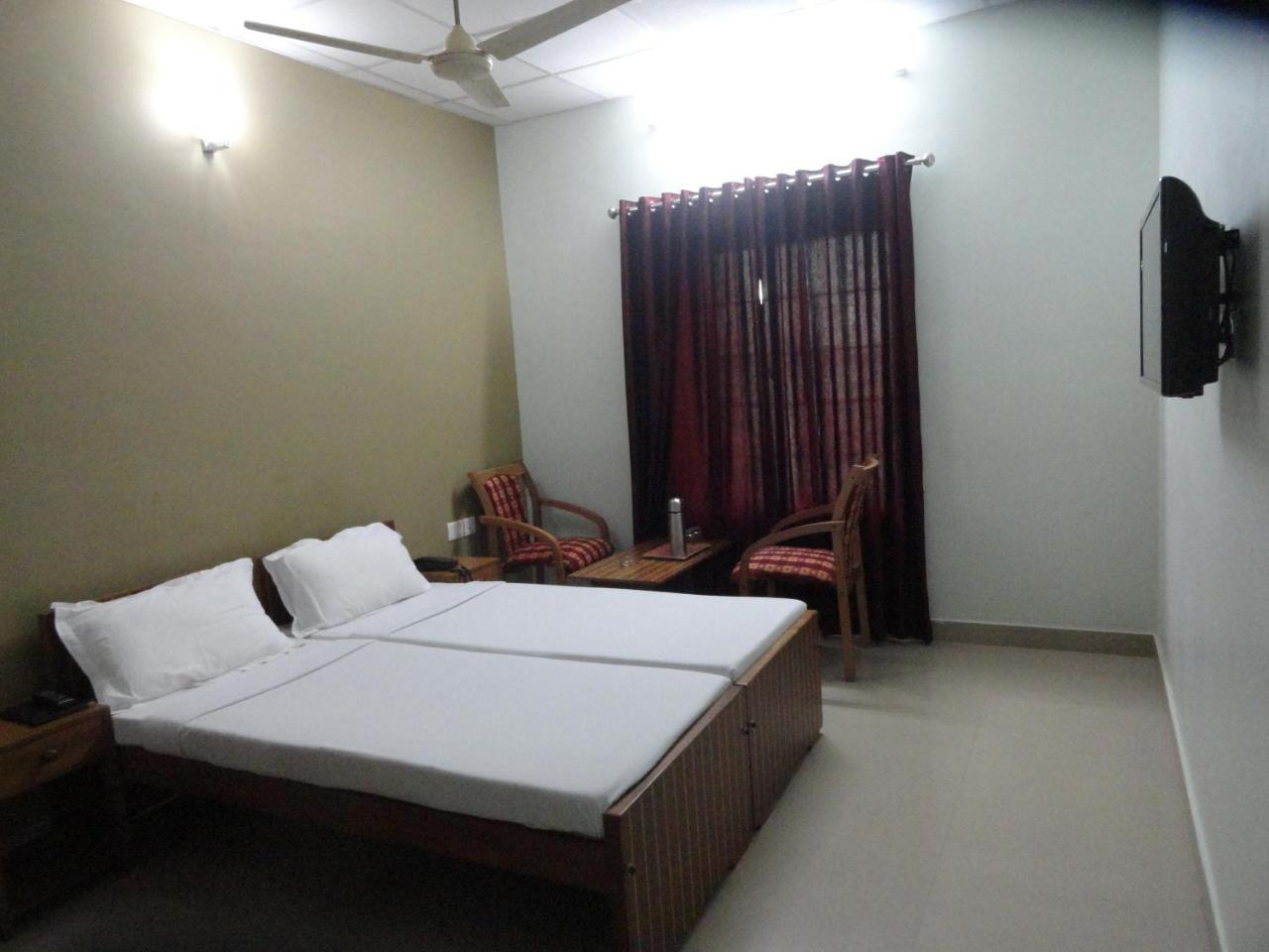 Hotel Madikeri Heritage Eksteriør billede